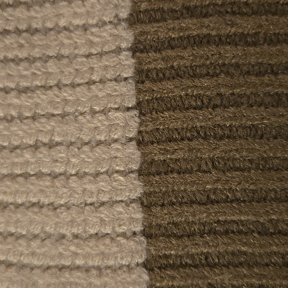 J.O.A. Beige Ribbed Knit Sweater With Denim Sleeves Size Large - Picture 10 of 11